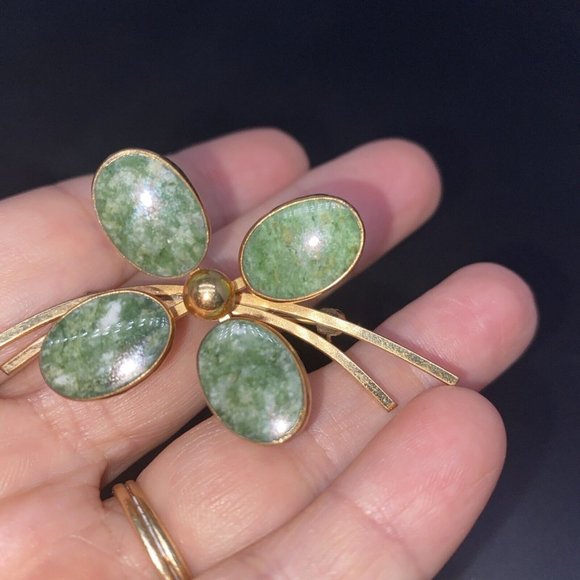 VINTAGE MID CENTURY BAL-RON 12KGF JADE FLOWER  Four Leaf Clover BROOCH  PIN - Picture 2 of 4